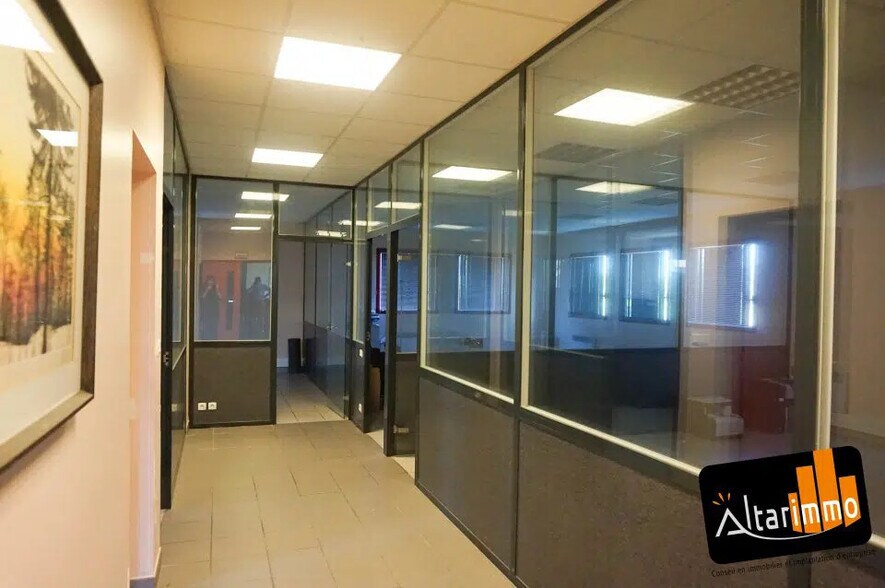 Bureau dans Châteaudun à louer - Photo de l’immeuble – Image 3 sur 5