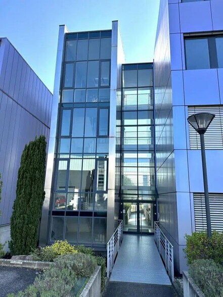 Bureau dans Mundolsheim à louer - Photo de l’immeuble – Image 2 sur 10
