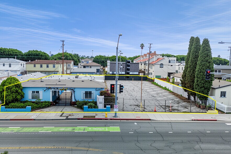 2338 Ocean Park Blvd, Santa Monica, CA à vendre - Photo principale – Image 1 sur 16