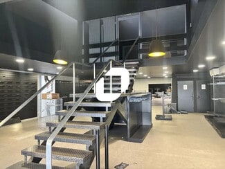 Plus de détails pour Local commercial à louer