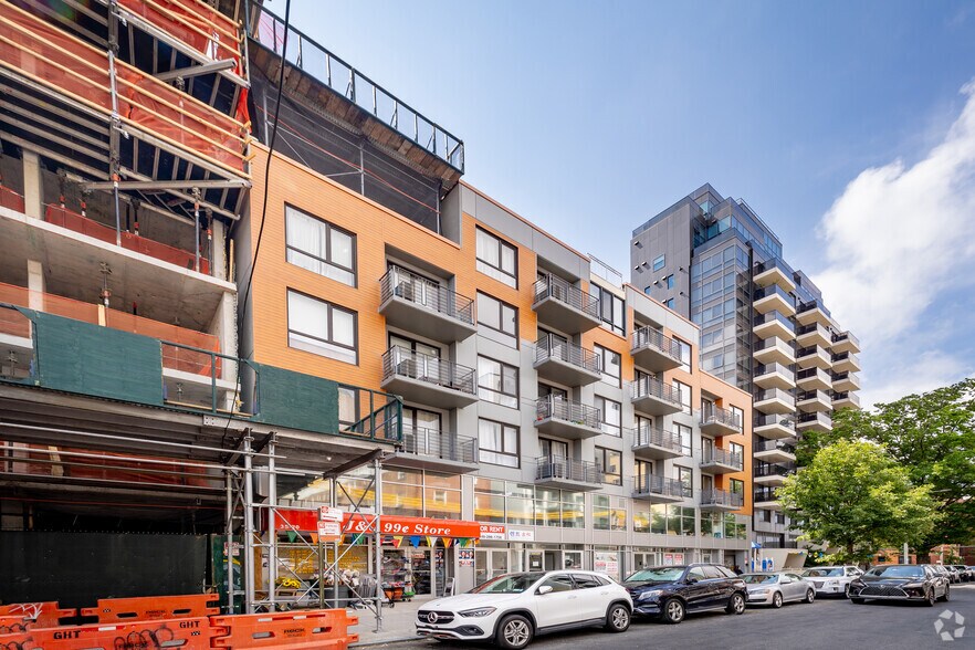 35-20 146th St, Flushing, NY à vendre - Photo de l’immeuble – Image 2 sur 5