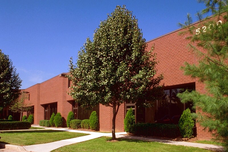 5200 Philadelphia Way, Lanham, MD à louer - Photo de l’immeuble – Image 2 sur 14