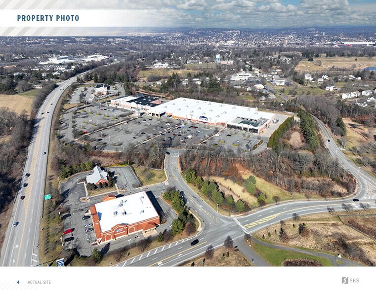 1112-1140 Town Square Rd, Pottstown, PA à vendre - Photo de l’immeuble – Image 3 sur 7