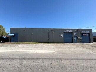 Plus de détails pour 1400 NE 131st St, North Miami, FL - Industriel/Logistique à louer