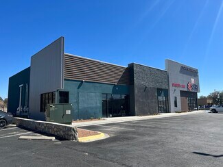 Plus de détails pour 1618 Lee Trevino, El Paso, TX - Médical à louer