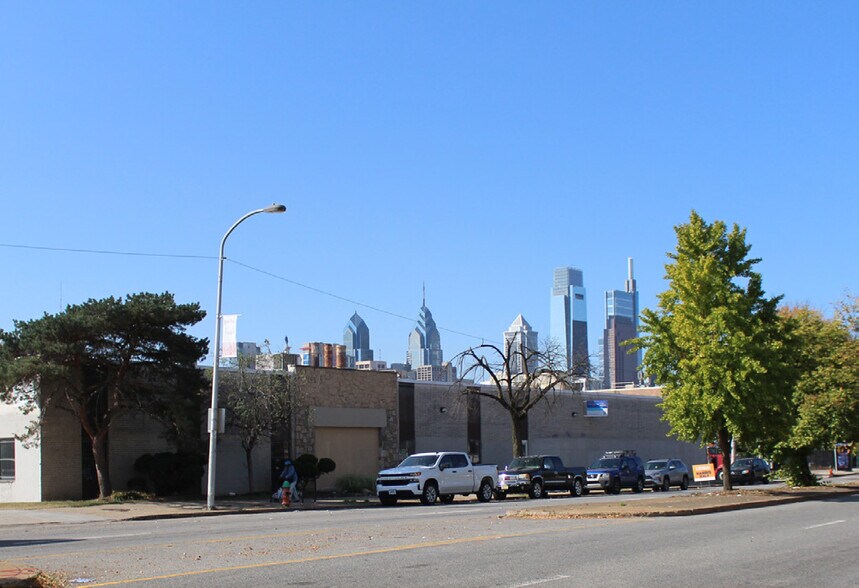 606-622 Spring Garden St, Philadelphia, PA à louer - Photo de l’immeuble – Image 2 sur 6