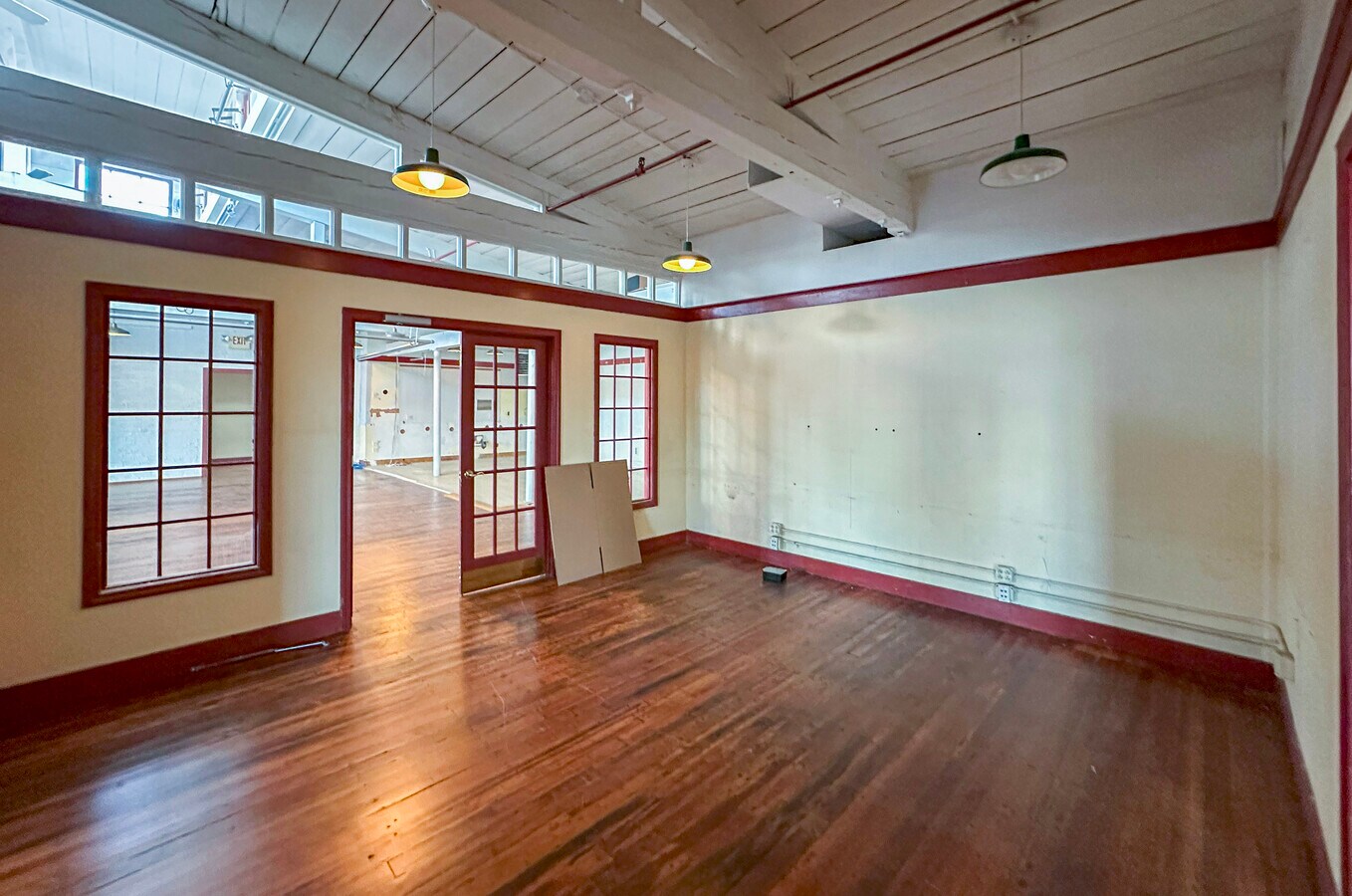 View Photo