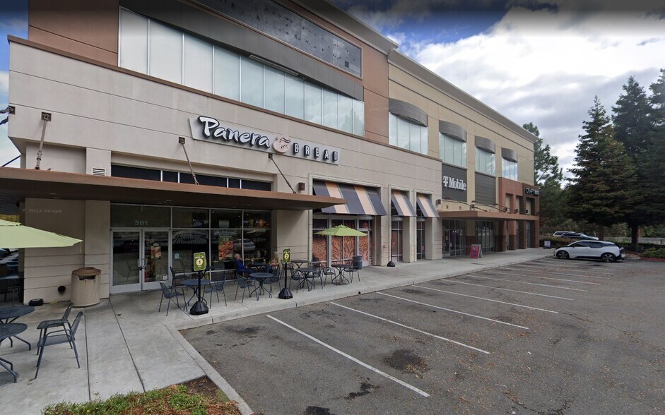 501-525 E Hamilton Ave, Campbell, CA à louer - Photo de l’immeuble – Image 3 sur 9