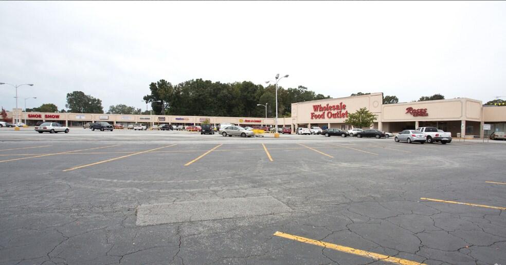 4839-4925 Jonesboro Rd, Forest Park, GA à louer - Photo de l’immeuble – Image 3 sur 16