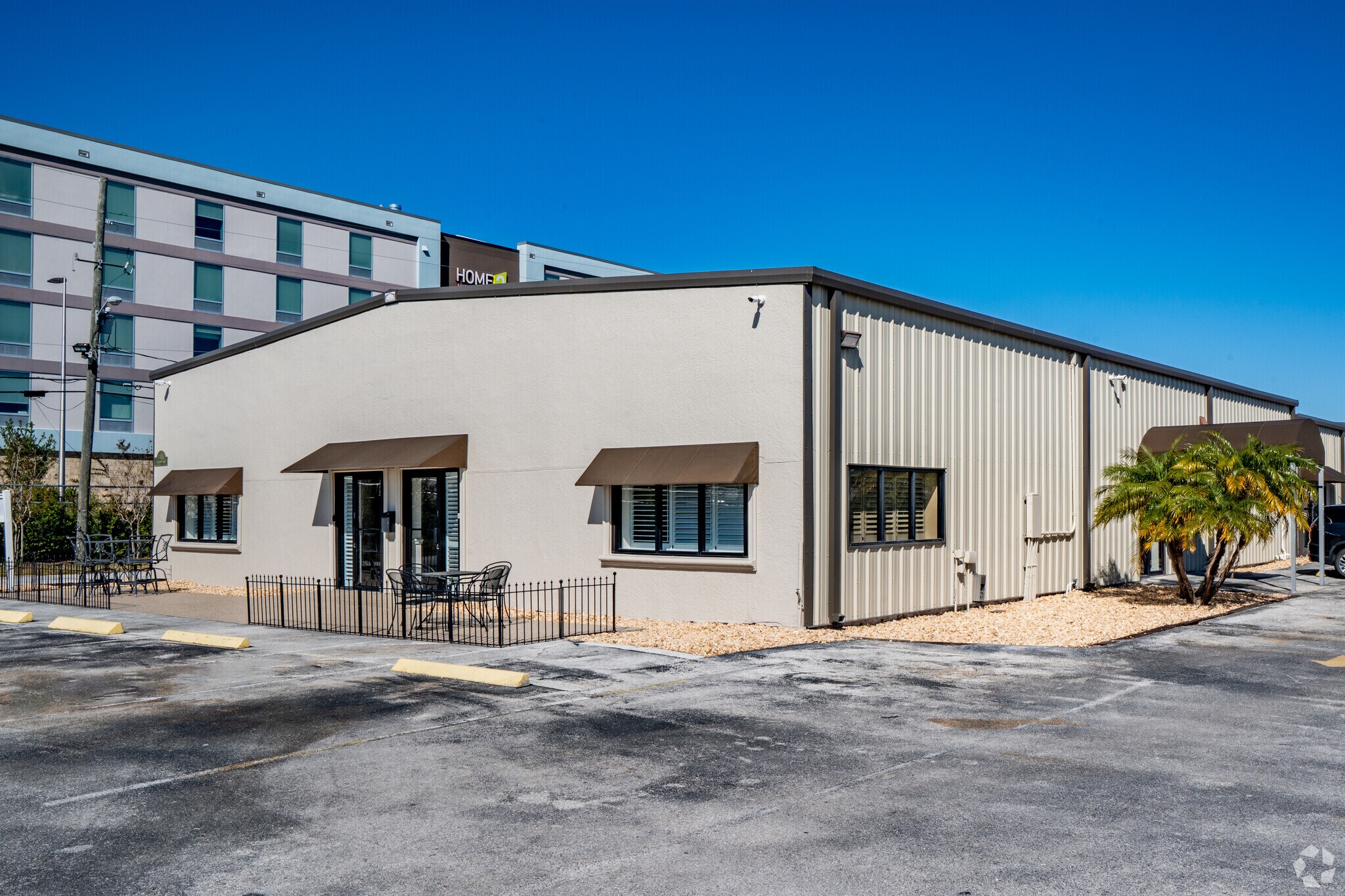 4455 Ulmerton Rd, Clearwater, FL à louer Photo de l’immeuble– Image 1 sur 21