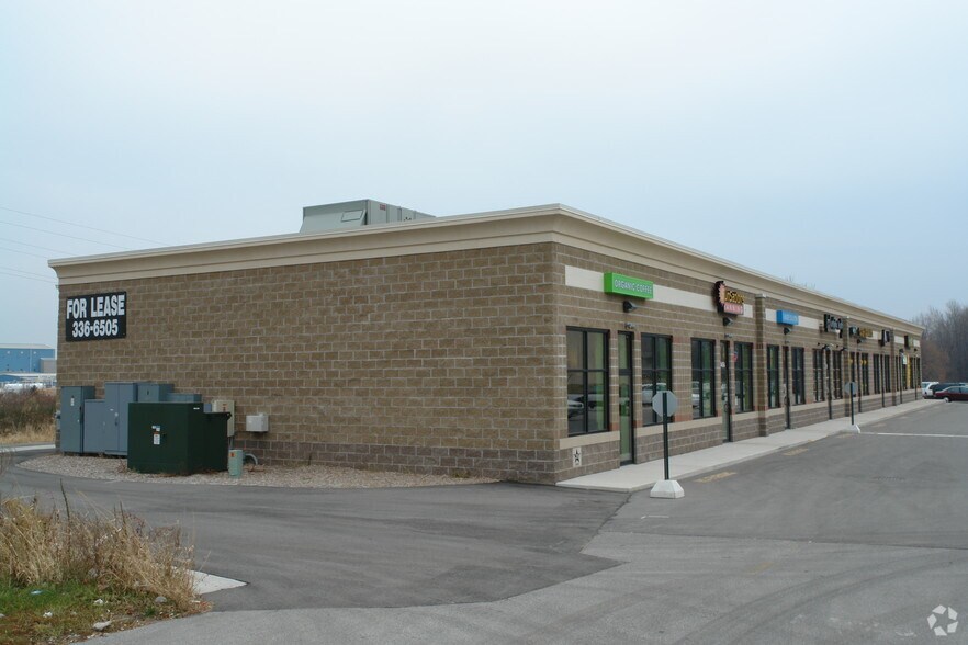 2445 Lineville Rd, Howard, WI à louer - Photo de l’immeuble – Image 3 sur 3