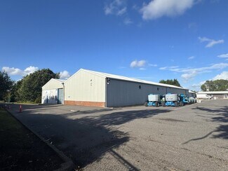 Plus de détails pour London Rd, Pulborough - Industriel/Logistique à louer
