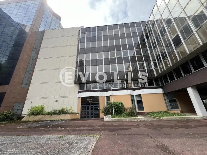 Bureau dans Fontenay-sous-Bois à louer Photo de l’immeuble– Image 1 sur 11