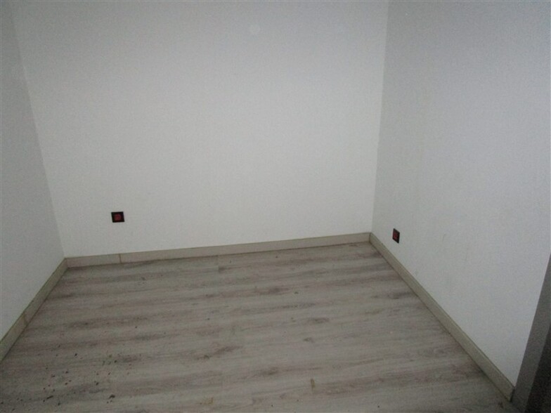 View Photo