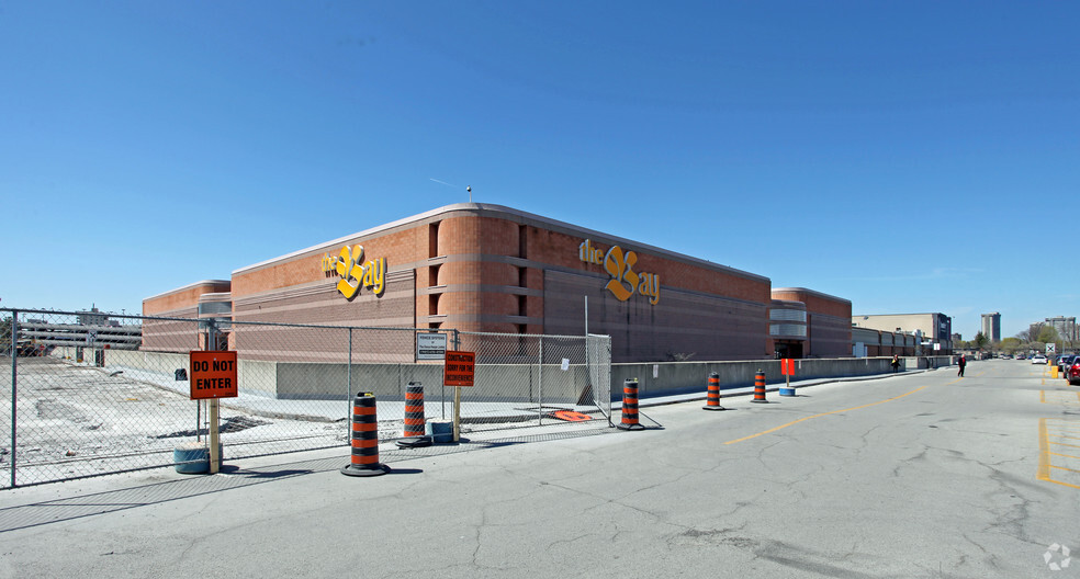 1800 Sheppard Ave E, Toronto, ON à louer - Photo de l’immeuble – Image 2 sur 4