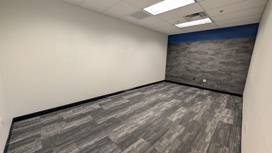 9831 S 51st St, Phoenix, AZ à louer Photo intérieure– Image 2 sur 7