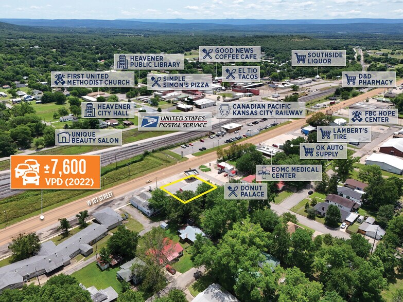 216 W 1st St, Heavener, OK à vendre - Photo de l’immeuble – Image 2 sur 9