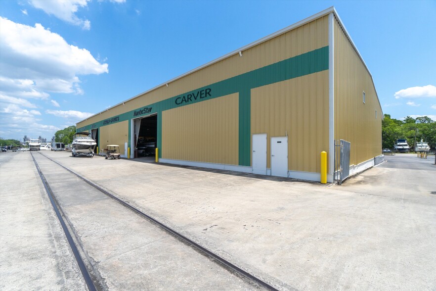 4370 Carraway Pl, Sanford, FL à vendre - Photo de l’immeuble – Image 3 sur 6