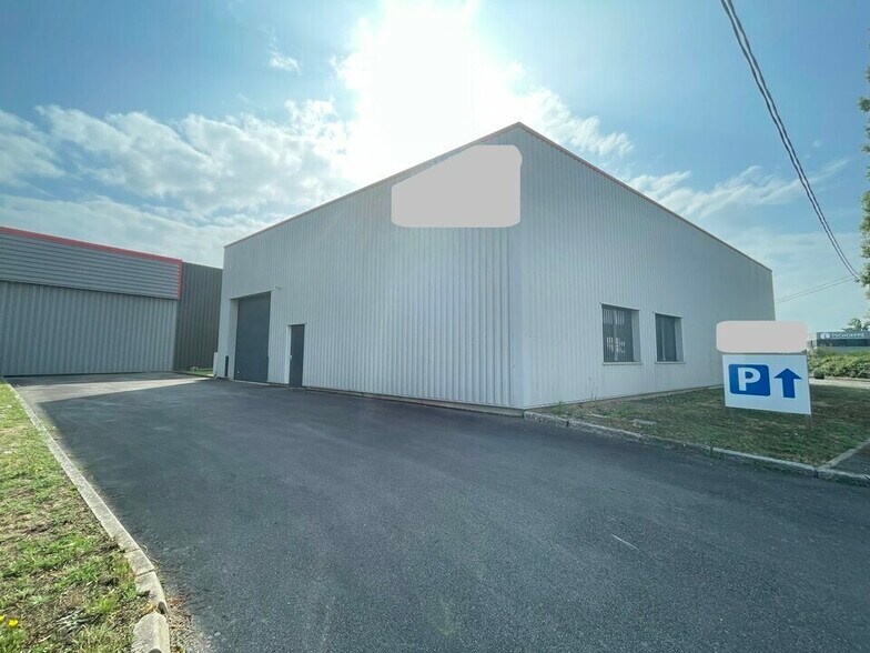 Industriel/Logistique dans Carquefou à louer - Photo de l’immeuble – Image 2 sur 6