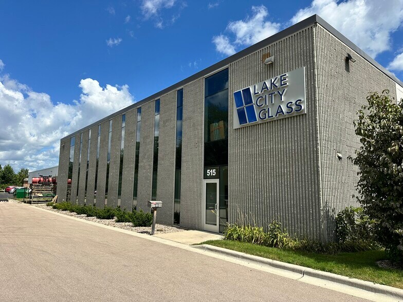 515 Atlas Ave, Madison, WI à louer - Photo de l’immeuble – Image 2 sur 12