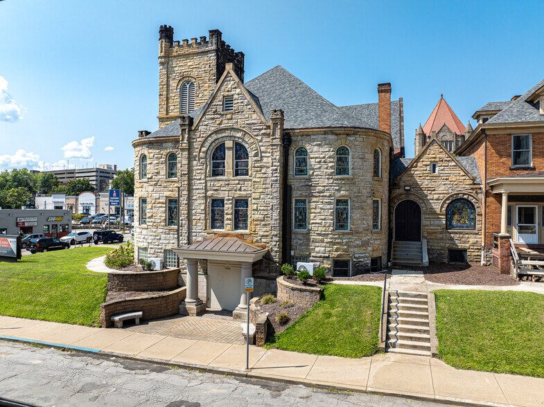 486 S Graham St, Pittsburgh, PA à vendre - Photo de l’immeuble – Image 3 sur 26