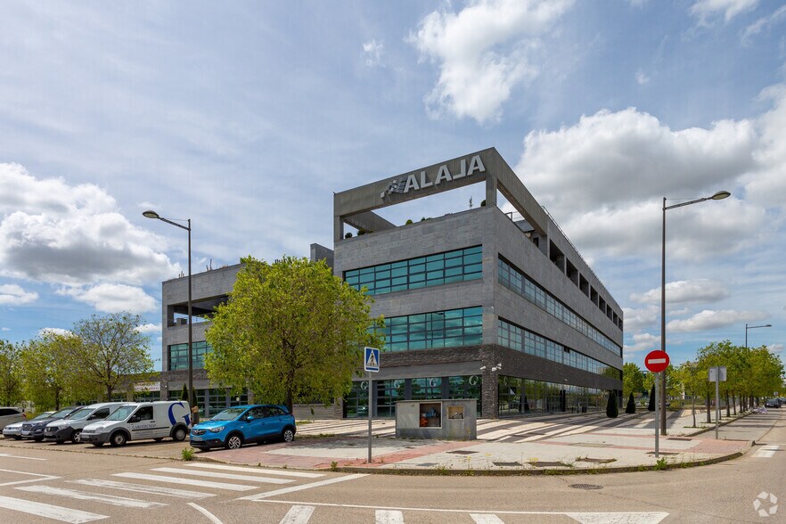 Avenida Leonardo Da Vinci, 8, Getafe, Madrid à vendre - Photo principale – Image 1 sur 4