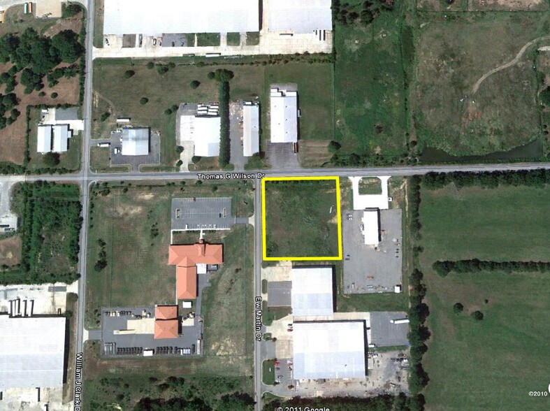 1300 E.W. Martin Dr, Conway, AR à vendre - Photo de l’immeuble – Image 1 sur 2