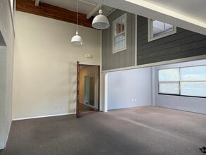 1505 Francisco Blvd E, San Rafael, CA à louer Photo intérieure– Image 2 sur 5