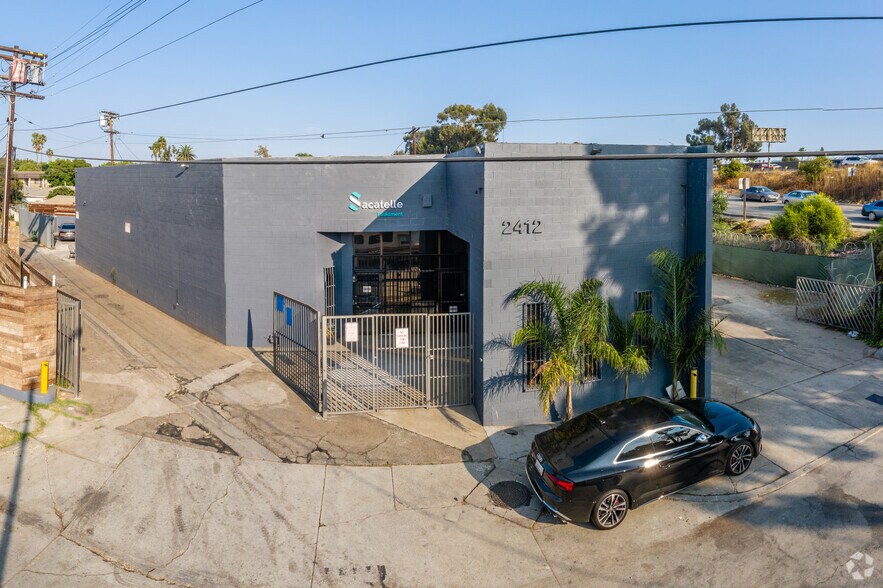 2412 Thurman Ave, Los Angeles, CA à vendre - Photo principale – Image 1 sur 8