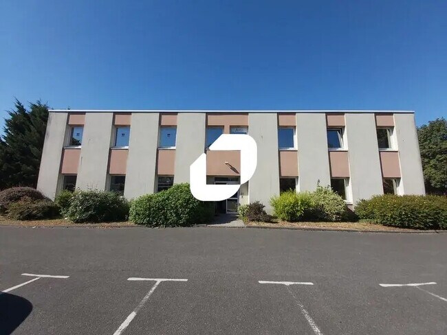 Plus de détails pour Bureau à louer