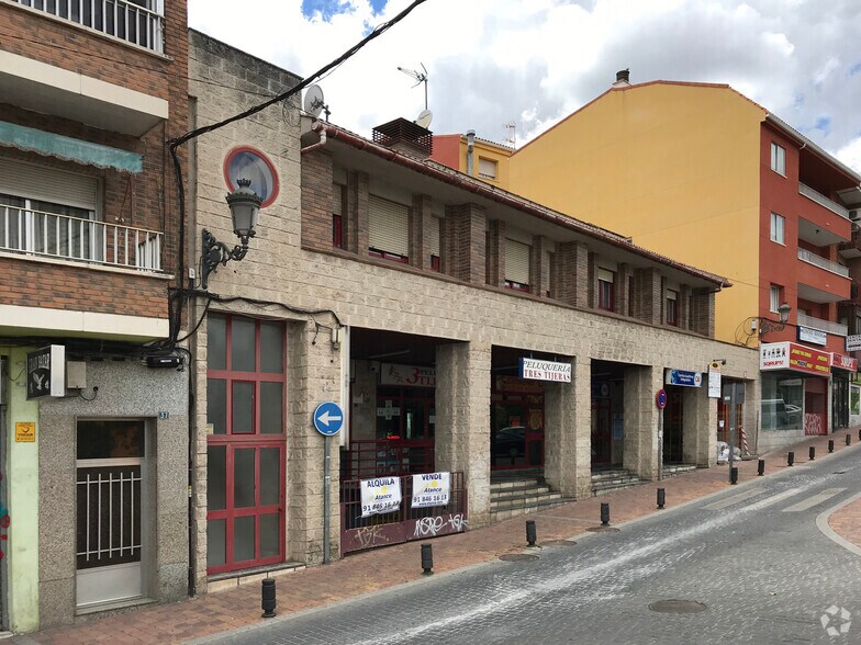 Calle del Real, 39, Colmenar Viejo, Madrid à louer - Photo de l’immeuble – Image 2 sur 2
