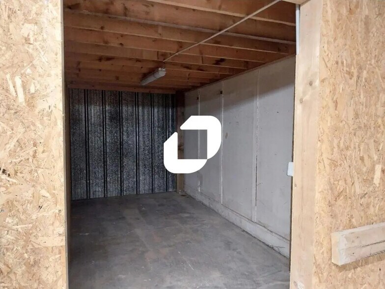 Local d’activités dans La Chapelle-sur-Erdre à louer - Photo de l’immeuble – Image 2 sur 14