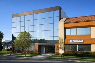 Plus de détails pour 7033 Owensmouth Ave, Canoga Park, CA - Bureau à louer