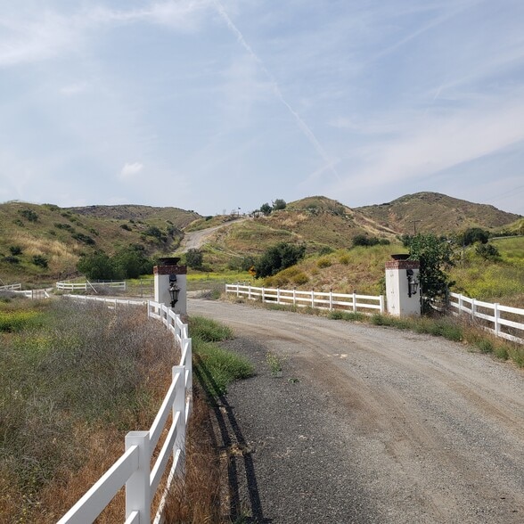 Vasquez Canyon Road | Canyon Country, Santa Clarita, CA à vendre - Autre – Image 2 sur 4