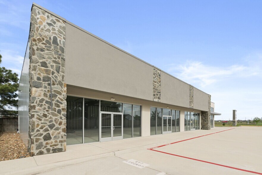 24515 Morton Rd, Katy, TX à louer - Photo de l’immeuble – Image 3 sur 22