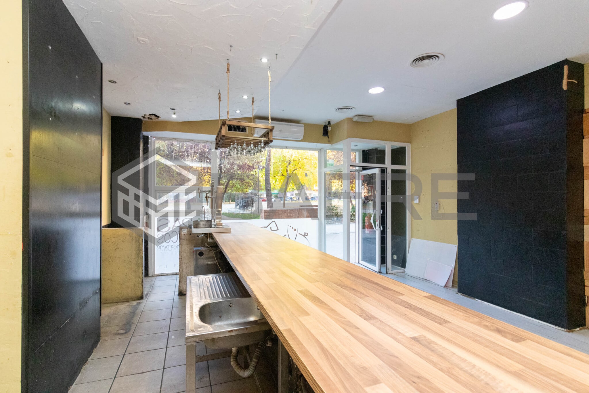 Local commercial dans Madrid, Madrid à louer Photo intérieure– Image 1 sur 6