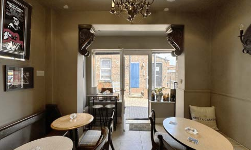 34A-34B Greenwood St, Altrincham à louer Photo intérieure– Image 1 sur 2