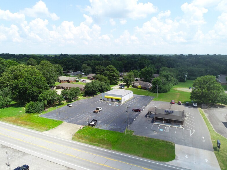 695 W Dewitt Henry Dr, Beebe, AR à vendre - Photo de l’immeuble – Image 2 sur 13