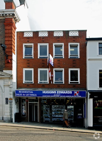 3 Bridge St, Leatherhead à louer - Photo principale – Image 1 sur 2