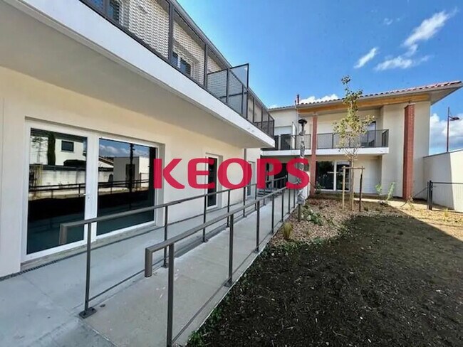 Plus de détails pour 2 Bis Chemin De Poncet, Belberaud - Local commercial à vendre