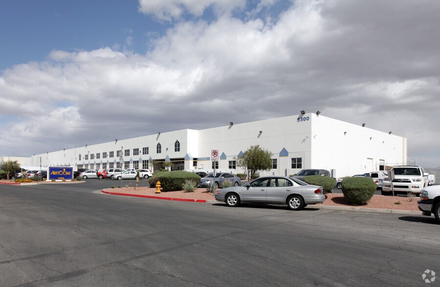 3300 Birtcher Dr, Las Vegas, NV à vendre - Photo principale – Image 2 sur 4