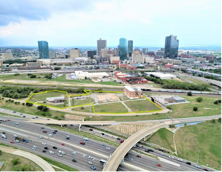 1000 Harding St, Fort Worth, TX à vendre - Photo principale – Image 1 sur 32