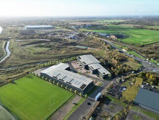 Plus de détails pour Westside, Manchester - Industriel/Logistique à louer