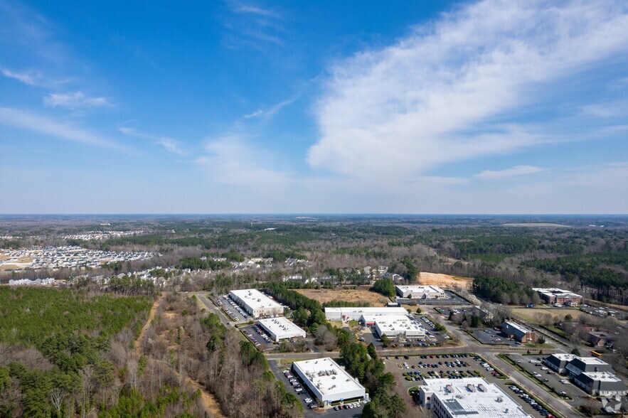 4233 Technology Dr, Durham, NC à louer - Aérien – Image 2 sur 2