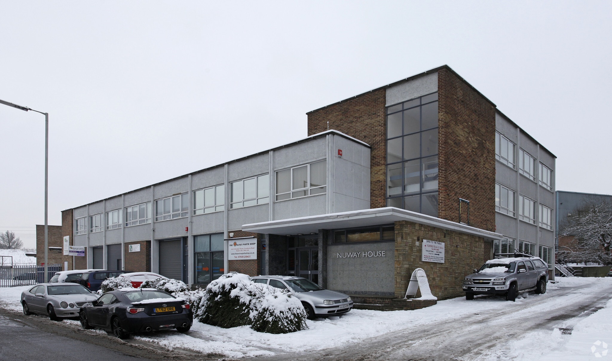Cranborne Rd, Potters Bar à vendre Photo principale– Image 1 sur 12