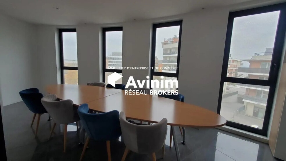 Bureau dans Annecy à louer - Photo intérieure – Image 2 sur 10