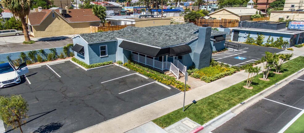 514 E Bonneville Ave, Las Vegas, NV à vendre - Photo de l’immeuble – Image 1 sur 14