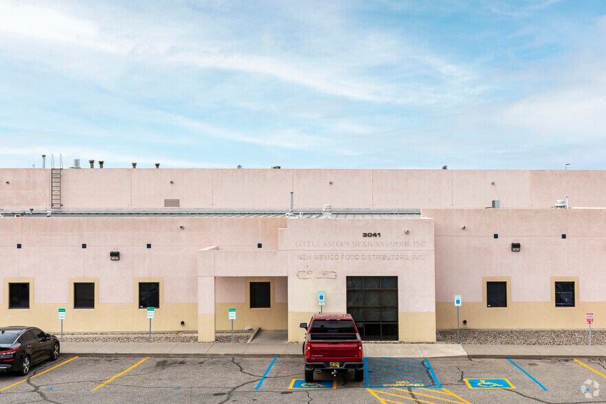 3041 University Blvd SE, Albuquerque, NM à vendre - Photo de l’immeuble – Image 2 sur 13