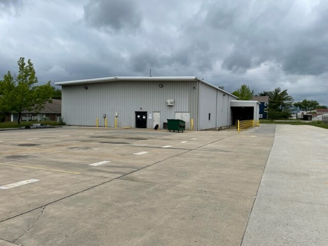 1221 Cumberland Ave, West Lafayette, IN à louer - Photo de l’immeuble – Image 3 sur 8