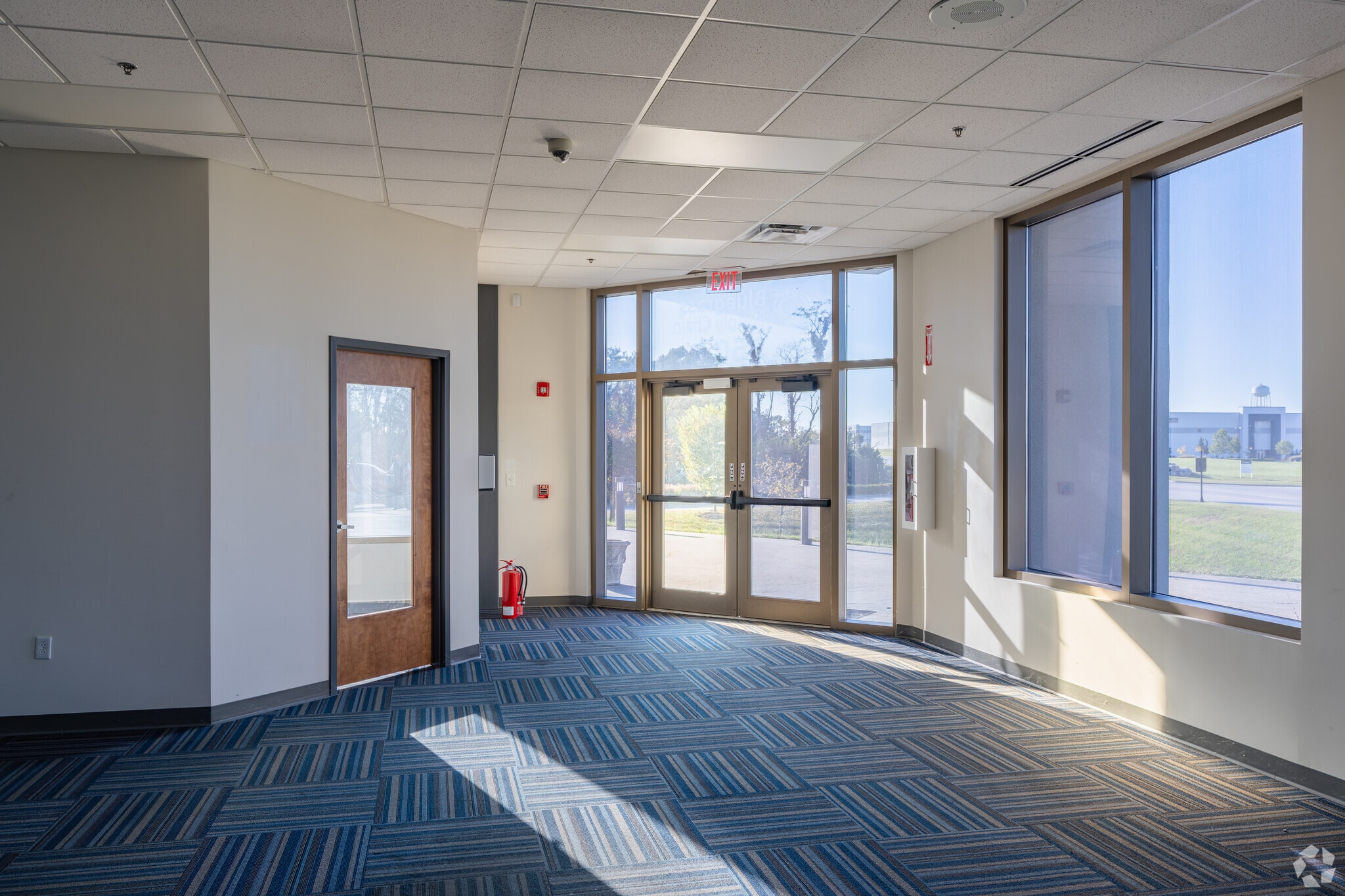 350 Salem Rd, Jeffersonville, IN à louer Photo intérieure– Image 1 sur 21